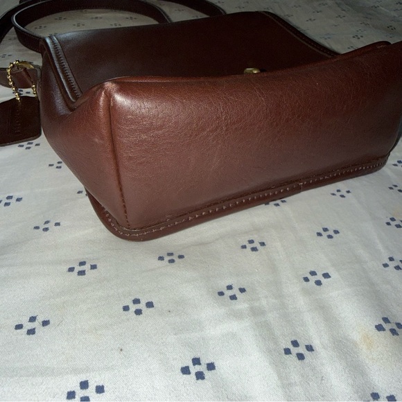 Coach 9076 Vintage 1990's Companion Flap Milk Chocolate Brown Leather Crossbody - Picture 4 of 13